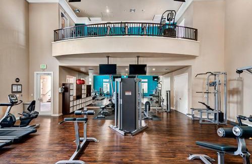 Pico Hotel | Santa Monica 2Bedrooms Pool&Gym&Free Parking