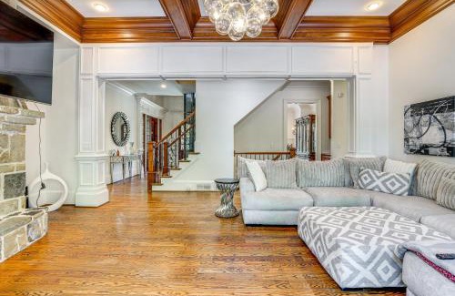 Atlanta Casa | Luxe Atlanta Home about 12 Mi to Downtown!