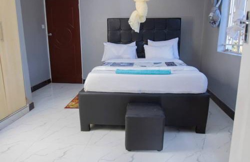 Mzuzu Cama Y Desayuno | BEPfINA LUXURY SUITE