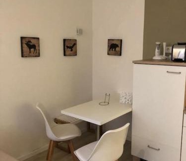 Weilmunster Apartamento | Ferienwohnung mit Blick auf den Feldberg