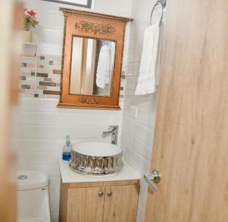 Retiro Casa | Casa de lujo En la Ceja, con parqueadero y BBQ