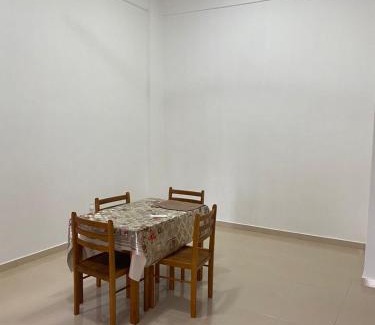 Kampung Pantai Halban Complejo | MH Amanie Homestay