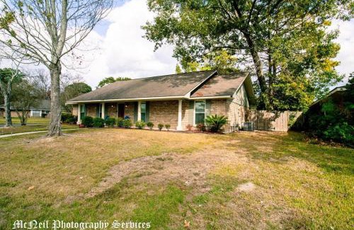 Park Forest - LA North Casa | “Home Away From Home” 12mi to LSU, 10mi to SU