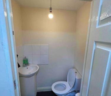 Cairndow Casa | Lovely 4 Bedroom semi-detached with parking
