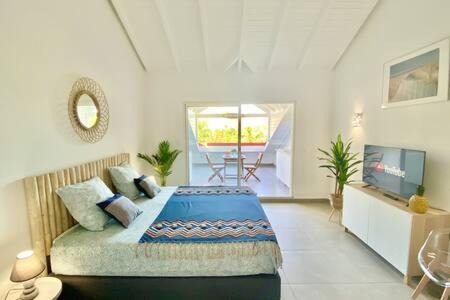 Cul de Sac Casa | Beautiful suite S12B pool next to Pinel Island