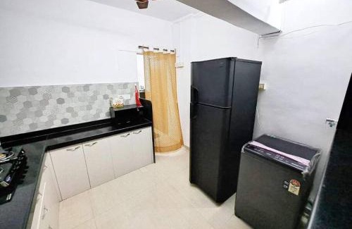 Pali Hill Apartamento | 2 Bedroom Apartment near Olives Bandra