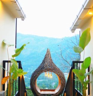 Adimaly Casa | Rockwood retreat
