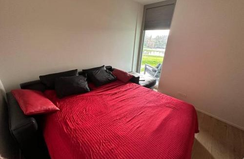 Maalte Apartamento | Apartment In Gent With Breathtaking Lake View