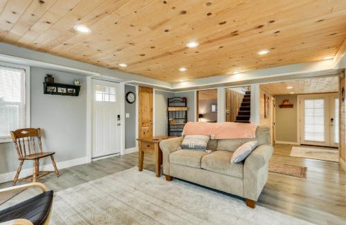 Rock Creek Casa | Charming Happy Valley Home 13 Mi to Portland!