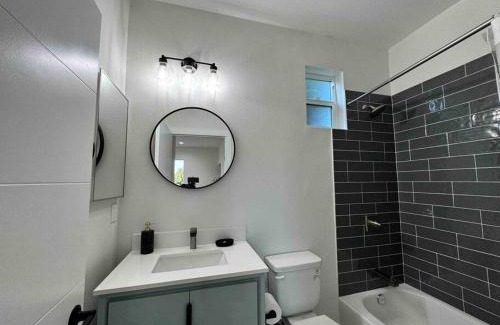 Los Angeles Apartamento | Modern home near sofi