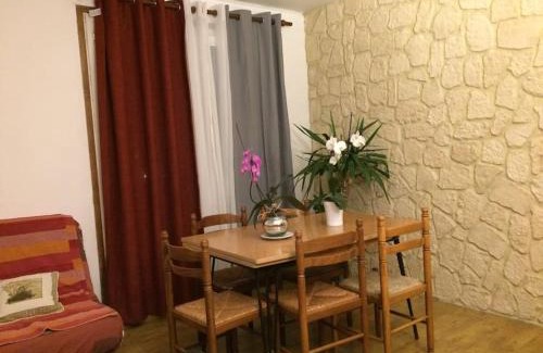 Orly Apartamento | Peaceful nearby Paris downtown - Free parking car