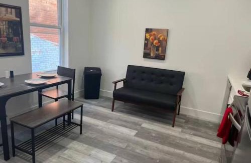 East Parkside Apartamento | Charming Apt\Sleeps 3\1717 Apt 3
