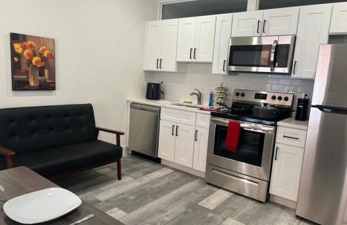 East Parkside Apartamento | Comfortable Apt\Sleeps 3\1715 Apt 6