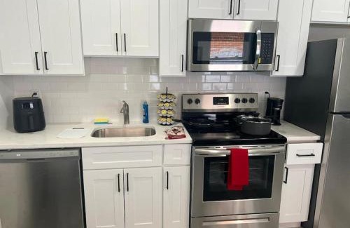East Parkside Apartamento | Homey Apt\Sleeps 3\1715 Apt 5