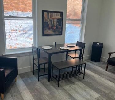 East Parkside Apartamento | Homey Apt\Sleeps 3\1715 Apt 5