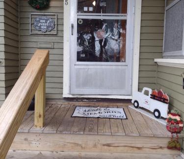 Lansing Casa | Old fashioned Crafted house