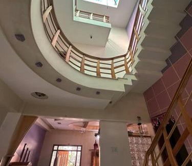 Surat Casa | Central 3BHK fully furnished house with bath tub.