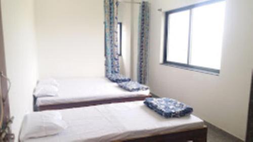 Shirol Hotel | Soman Yatri Niwas, Narasoba Wadi