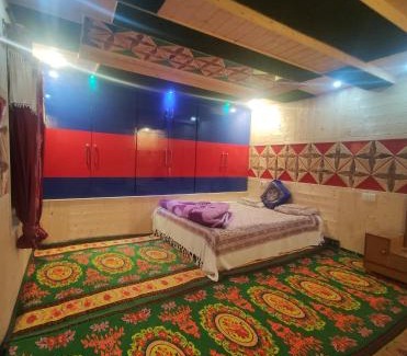 Srinagar Casa | Adil Paying Guest House