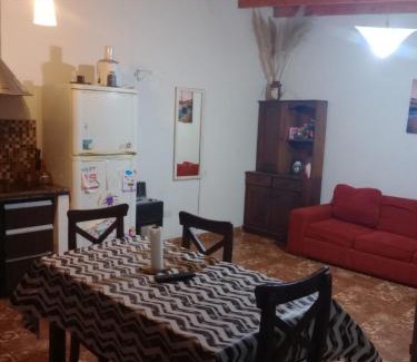 Las Rosas Casa | Alquiler por dia Reservas unicamente por WhatsApp