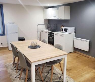 Cosne-Cours-sur-Loire Apartamento | Appartement cosy