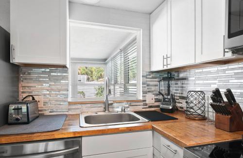 Ridge Wood Heights Casa | Ultimate Private Home with Heated Pool