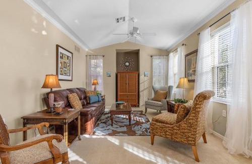 Diplomat Casa | WHAT A VIEW! Community Pool & HotTub, Fitness Center - Condo Concordia Gem - Roelens