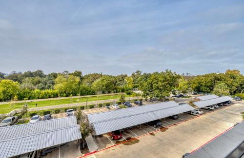 Govalle Apartamento | East Austin 1br w gym pool access to airport ATX-218