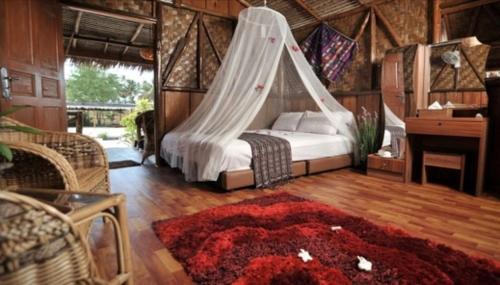 Berakit Cabina | Bintan Brzee Beach in Bintan Island - Bungalow 4