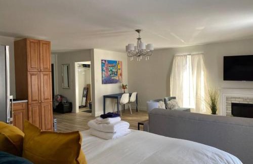 Cobourg Apartamento | The Gables