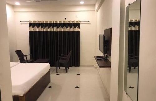 Mahabaleshwar Hotel | Balaji resto and stay