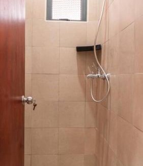 Entebbe Apartamento | Heart of Entebbe, Lake view & 30 mins to airport