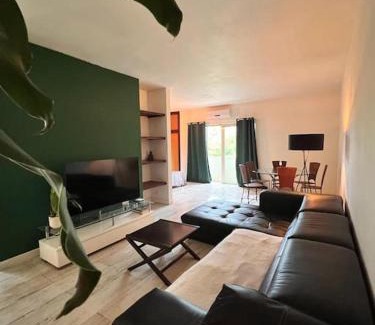 Trianon Apartamento | Cosy suite in the heart of Ebene