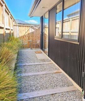 Kawarau Falls Apartamento | Short Drive to Queenstown CBD - Cosy Guesthouse with Private Entrance and King Bed