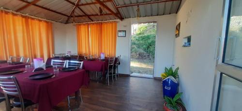 Tehri Casa | The Green Leaf Himalyan Homestay Kanatal