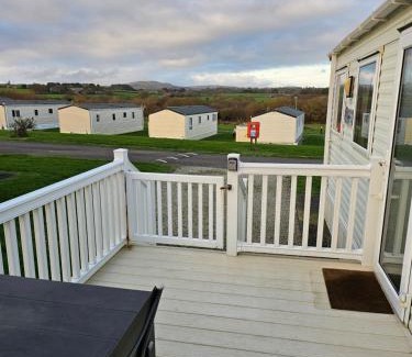 Grampound Otro | 113 Caravan at meadow lakes