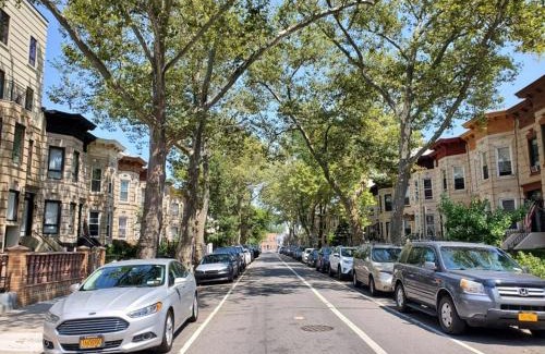 Bushwick Casa | Cozy, Large and Fully Furnished - Near the L Train