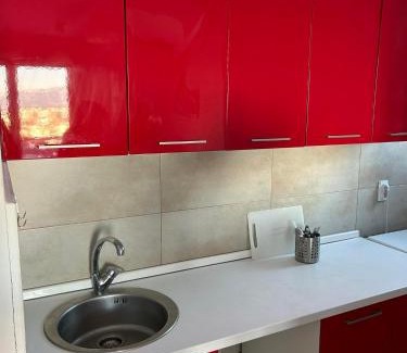 Kisela Voda Apartamento | Modern Apartment with Panoramic City Views