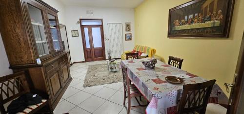Tocco da Casauria Apartamento | La casa di nonna Ivola