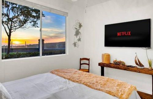 Dana Point Casa | 'Sunsets Over Catalina' - An Insider's Secret Hideaway with an Ocean View!