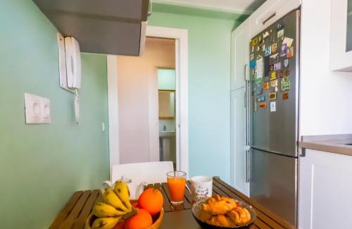 Las Acacias Apartamento | NT Bright apartment in Pedregalejo near the sea