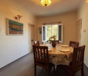 Shimla Casa | Master Bedroom Near Chail Sanctuary Woodrose Est