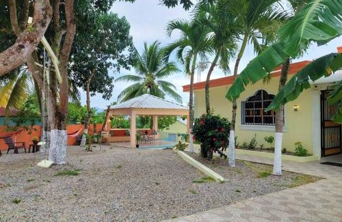 Rio San Juan Casa | Villa Familiar en Río San Juan con Wifi BBQ Piscina @drvacationsrental