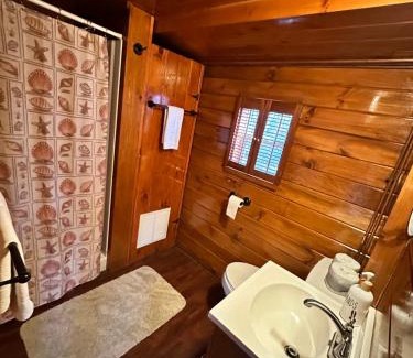 Weirs Beach Casa | Sun Valley Cottages
