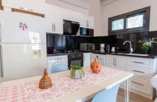Gulluk Casa | Güllük'te Şık ve Tertemiz Tatil Evi