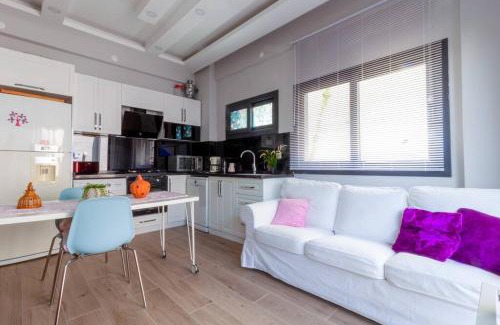 Gulluk Casa | Güllük'te Şık ve Tertemiz Tatil Evi