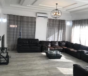 Agblangandan Apartamento | Appartement meublé/Cotonou