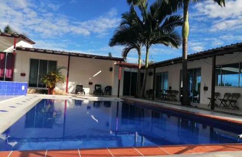 Puente Aranda Casa | Casa de campo villa gerarda