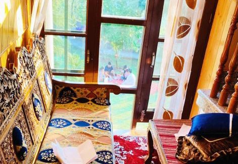 Brein Casa | Zulal Guest House Home Stay