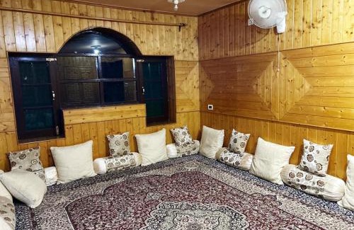 Brein Casa | Zulal Guest House Home Stay